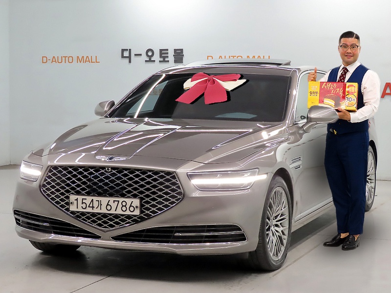 Genesis G90