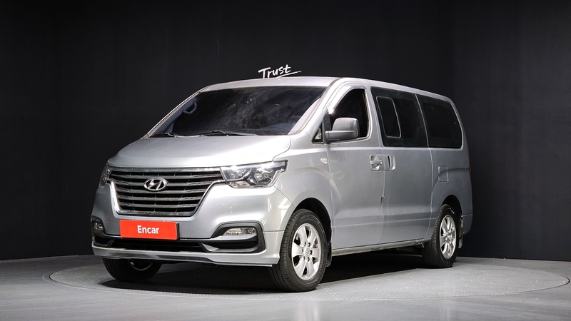 Hyundai Starex