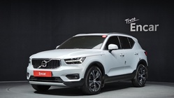 Volvo XC40 2022