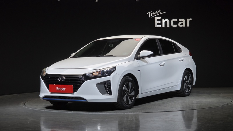 Hyundai Ioniq