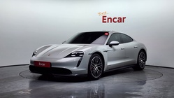Porsche Taycan 2021