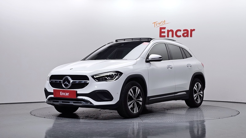 Mercedes-Benz GLA-Class