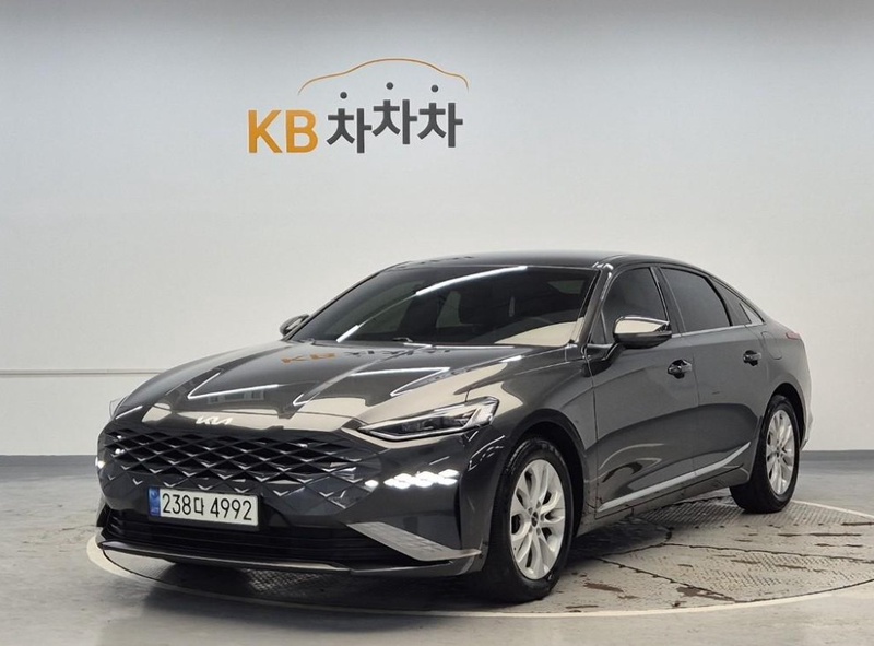 Kia K8
