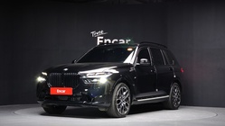 BMW X7 2025
