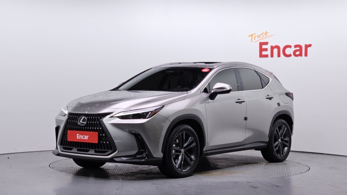 Lexus NX 2023