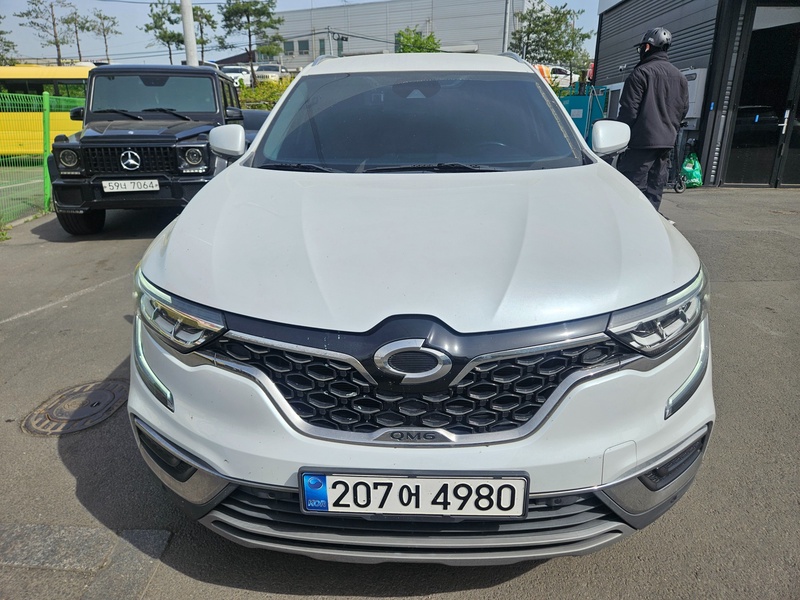 Samsung QM6
