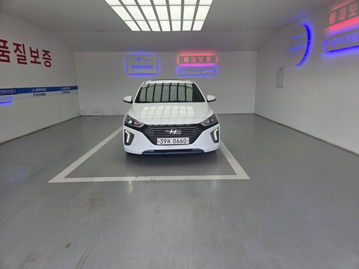 Hyundai Ioniq 2016