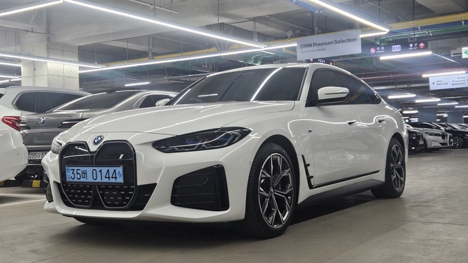 BMW i4 2024