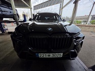 BMW X7 2025