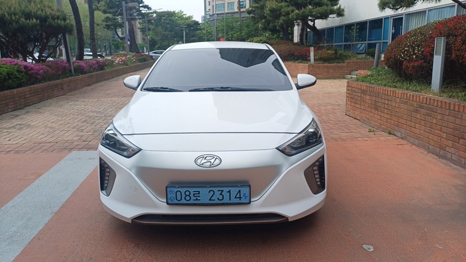 Hyundai Ioniq 2019