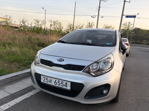 Kia pride 2014