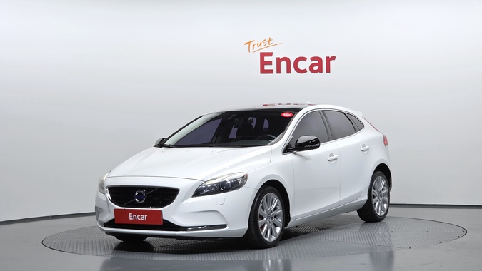 Volvo V40 2013