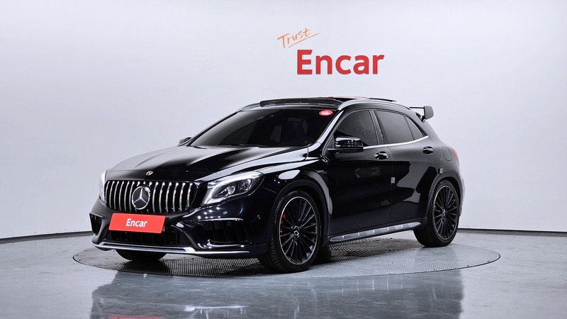 Mercedes-Benz GLA-Class