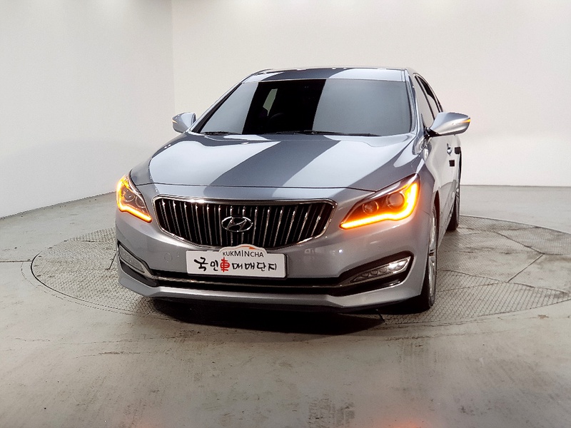 Hyundai Aslan