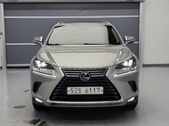 Lexus NX 2019