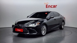 Lexus ES 2023