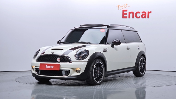 MINI Clubman 2012