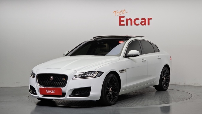 Jaguar XF 2016
