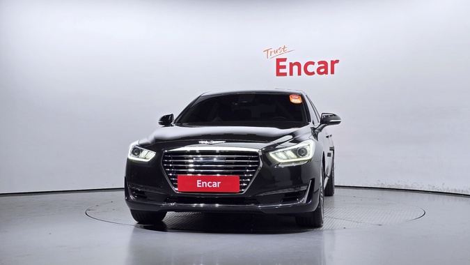 Genesis EQ900 2018