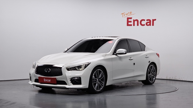Infiniti Q50 2016