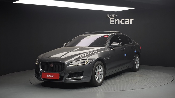 Jaguar XF 2017