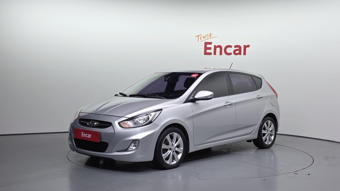 Hyundai Accent 2012