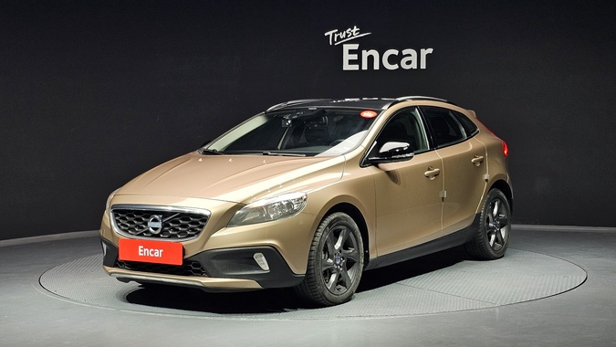Volvo V40 2013