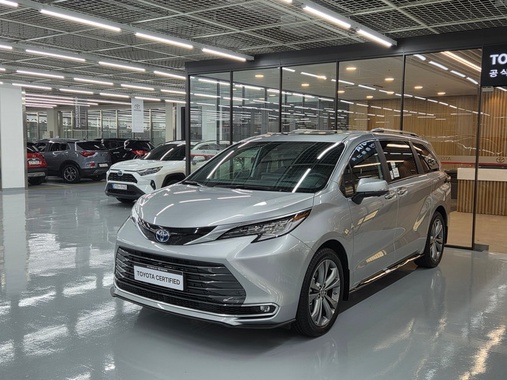 Toyota Sienna 2025
