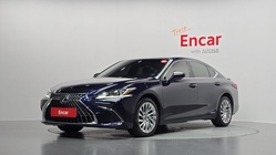 Lexus ES 2021