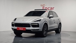 Porsche Cayenne 2021