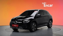 Mercedes-Benz GLA-Class 2021