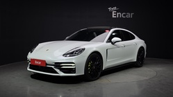 Porsche Panamera 2018