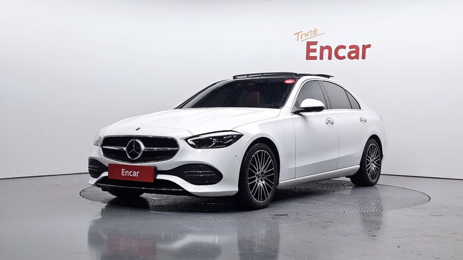 Mercedes-Benz C-Class 2024