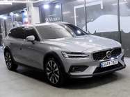 Volvo V60 2024