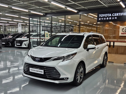Toyota Sienna 2025