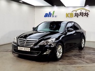 Hyundai Genesis 2011