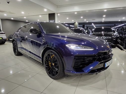 Lamborghini Urus 2025