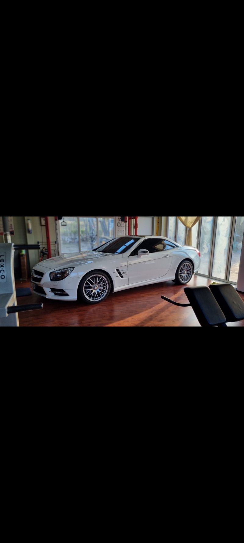 Mercedes-Benz SL-Class