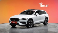 Volvo V60 2022