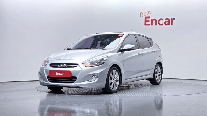 Hyundai Accent 2013