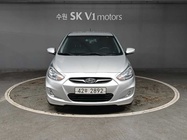 Hyundai Accent 2013