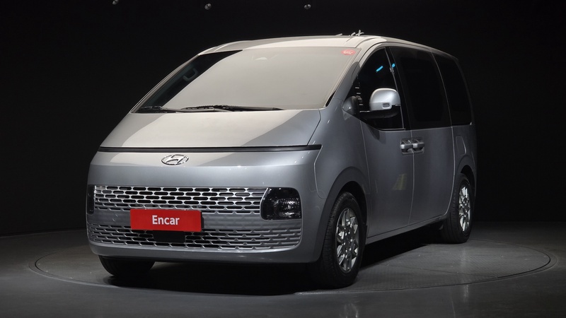 Hyundai Staria