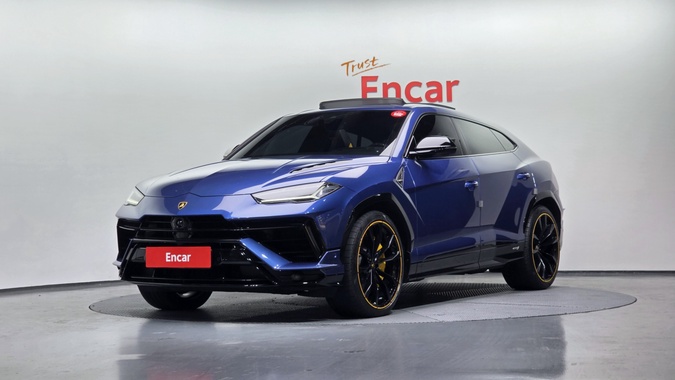 Lamborghini Urus 2024