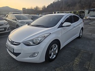 Hyundai Avante 2011