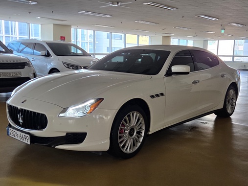 Maserati Quattroporte 2014