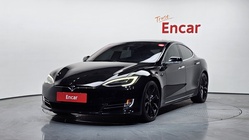 Tesla Model S 2019