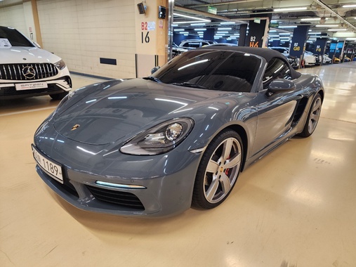 Porsche 718 2017
