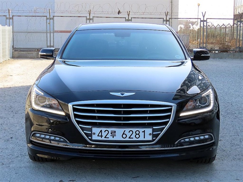 Hyundai Genesis