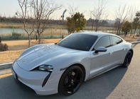 Porsche Taycan 2021