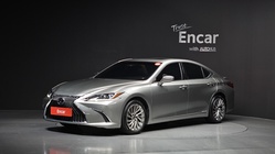 Lexus ES 2021